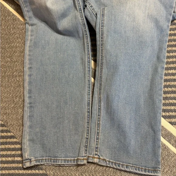 Old Navy Size 16 High Rise Straight Leg Jeans - Picture 4 of 9